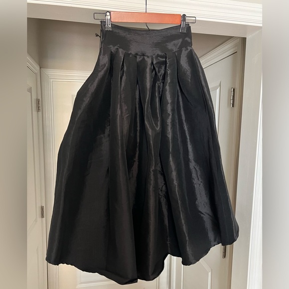 High Low Black Skirt Size:S - Picture 12 of 12